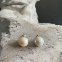 Bay Baroque Pearl Stud Earrings (Imperfect No.3)