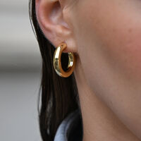 Abella Classic C Hoop Earrings (Gold)