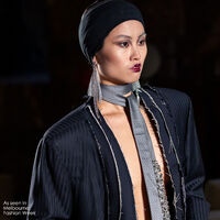 Gem Runway Spotlight Mesh Earrings (My ears are pierced)
					