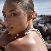 Berte Artsy Ear Hook Stud Earrings (Silver)