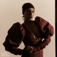 Jacinthe Luxury 24K Sculpture Pearl Drop Earrings
					