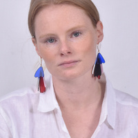 Reinelde Dancing Petals Earrings image