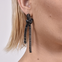 Laila Noir Knot Earrings image