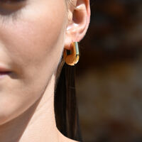 Luma Solid U Huggie Earrings (Gold)