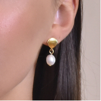 Ada Dainty Pearl Drop Earrings image