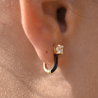 Gabriela Diamante Enamel U Huggie Earrings (Black) image