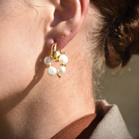 Gracelynn Freshwater Pearl Hoop Earrings (Gold)