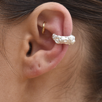 Lonzo Ear Contour Solid Sculpture Cuff Earring (Single Piece) image