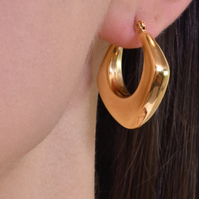 Avril Modern Gold Chic Huggie Earrings image