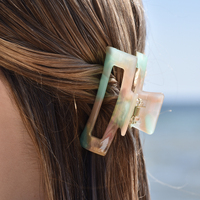 Endri Opal Hue Hair Claw image