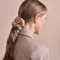 Aveline Leather Scrunchie (Tan Large) image