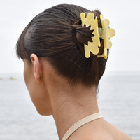 Gigi Artsy Wavy Hair Claw - Lemon  image