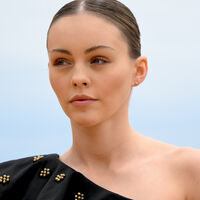 Aquarius Artisan Zirconia Pavé Stud Earrings (Gold)