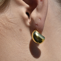 La Lumiere Modern Cocoon Earrings (Gold Vermeil)