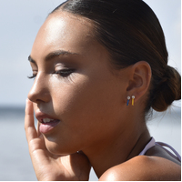 Gabriela Diamante Enamel U Huggie Earrings (Yellow)