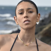 Liana Bow Tie Hoop Earrings (Gold)