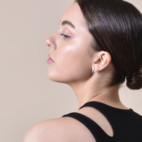 Loki Minimalist U Huggie Earrings (Silver)