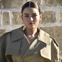 Giverny Artisan Fluid Huggie Earrings (Silver)