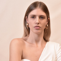 Jaclin Curved Line Earrings