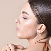 Vida Minimalist C Chain Earrings (Silver)