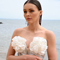 Haven Artisan Sculptured Heart String Earrings (Silver)