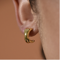 Archie Artsy Twin Curve Earrings (Gold Vermeil)