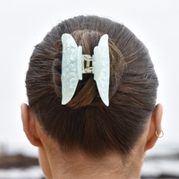 Everlee Aqua Shimmer Hair Claw - Medium