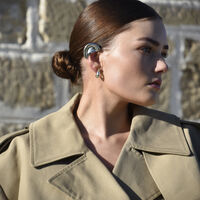 Hanako Sculpture Ear Cuff (Silver Single Piece)