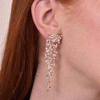Aracelia Glamour Walk Statement Earrings