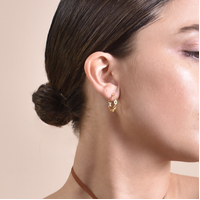 Vida Minimalist C Chain Earrings (Gold Vermeil)