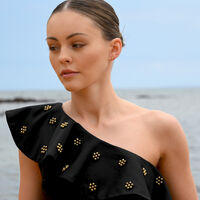 Capricorn Artisan Zirconia Pavé Stud Earrings (Gold)