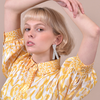 Daur Diamante Ribbon Earrings