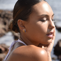 Gabriela Diamante Enamel U Huggie Earrings (Yellow)