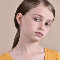 Little Broccoli Dainty Stud Earrings (Gold)