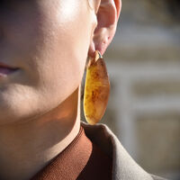 Raya Bold Arc Resin Drop Earrings (Caramel Brown)