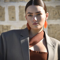 Raya Bold Arc Resin Drop Earrings (Sunset Peach)