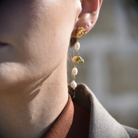 Apri Aesthetic Rose Pearl Drop Earrings (Gold)
