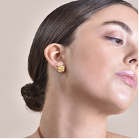 Imani Solid Sculpture Stud Earrings (Gold)