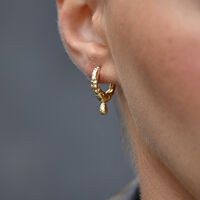 Jaune Textured Teardrop Huggie Earrings (Gold)