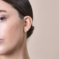 Loki Minimalist U Huggie Earrings (Gold)