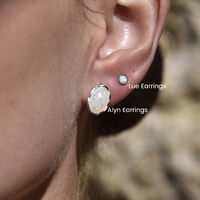 Lue Dainty Opal Stud Earrings (Silver)