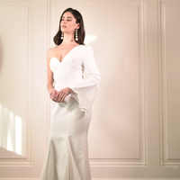 Daphne Oversized Pearl String Earrings