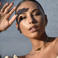 Adalyn Star-engraved Chunky Hoop Earrings (Gold)