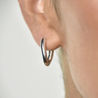 Enoa Fine Twist Huggie Earrings (Silver)