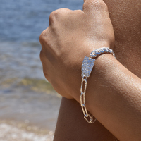 Esther Sculpture Plate Link Chain Bracelet (Silver)
					