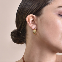 Laure Artsy Curved Lining Earrings (Gold)