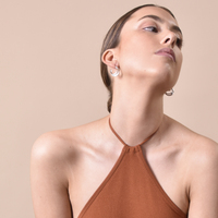 Laure Artsy Curved Lining Earrings (Silver)