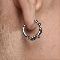 Elodie Artsy Fluid Hoop Earrings (Silver)