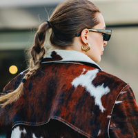 Jaclin Curved Line Earrings