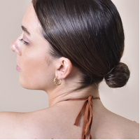 Vida Minimalist C Chain Earrings (Gold Vermeil)